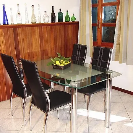 In With Sea View, Terrace, Air Conditioning, Wi-fi Brela