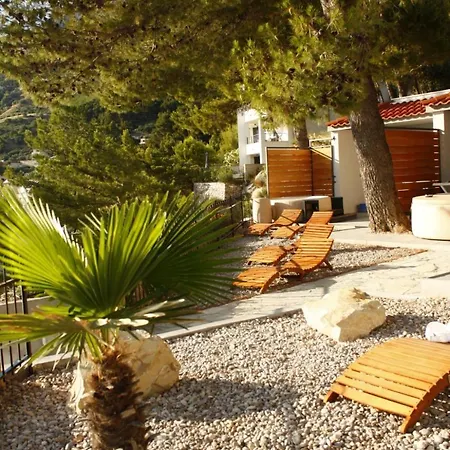 Apartment In With Sea View, Terrace, Air Conditioning, Wi-fi